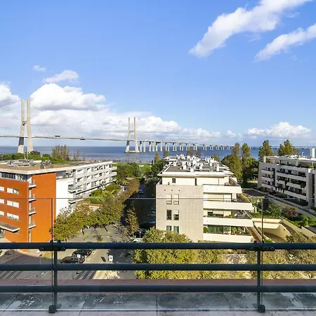 Whome Bachelor Pad In The Sky, Great For Digital Nomads & Remote Workers 아파트