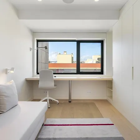 Whome Bachelor Pad In The Sky, Great For Digital Nomads & Remote Workers